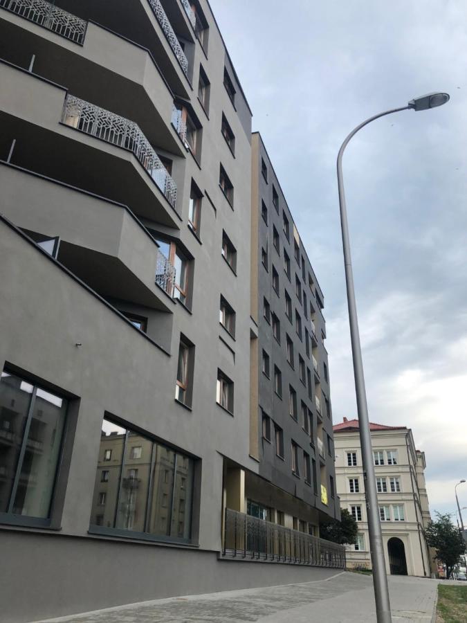 Klimatyzowany Apartament Wenecja Z Garazem Podziemnym Kielce Luaran gambar